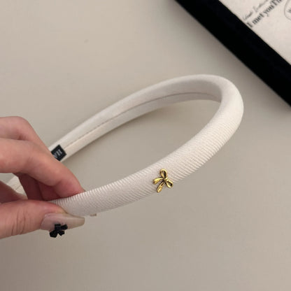 A simple and retro bow headband, a high-end and versatile hair accessory for the top of the head